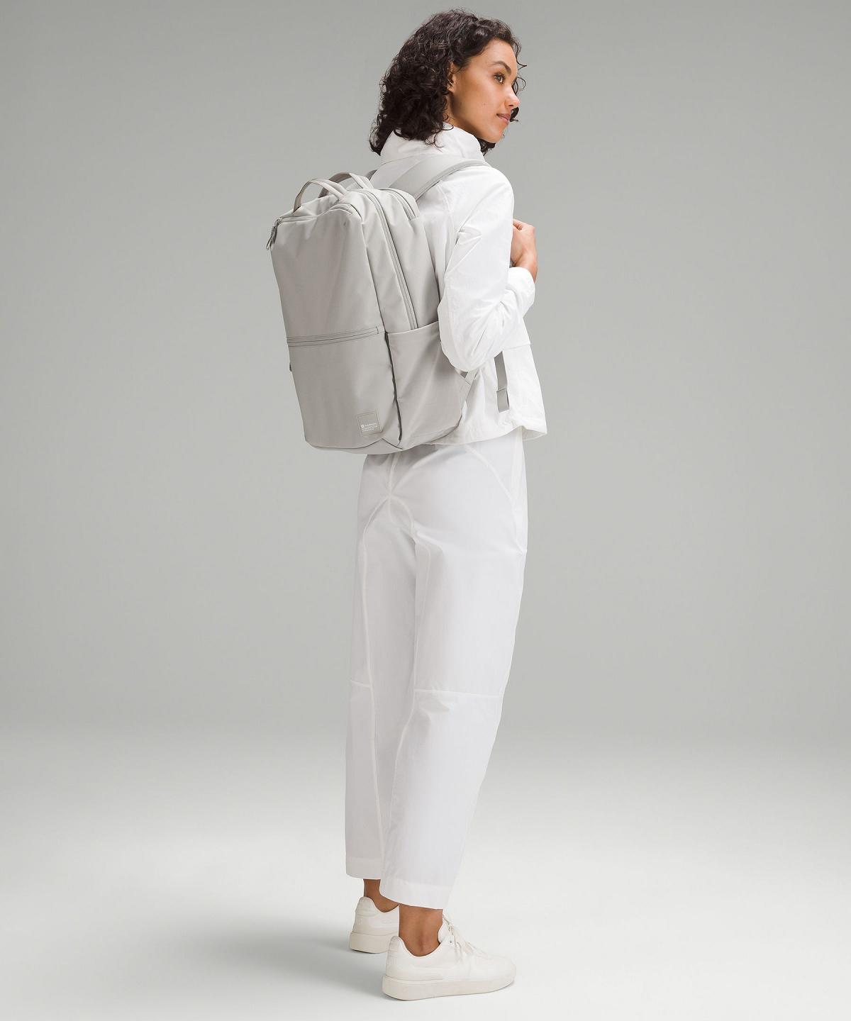 Beige White Lululemon Double-Zip 22L Bag Backpacks | NZ_LuLu89526