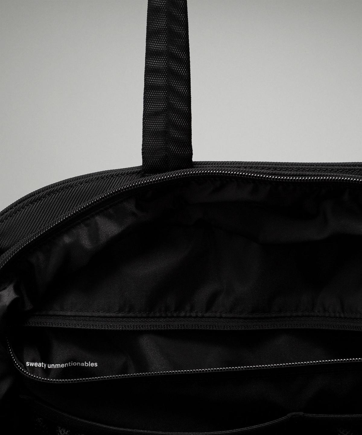 Black Lululemon City Essentials 25L Bag Duffle Bags | NZ_LuLu99672