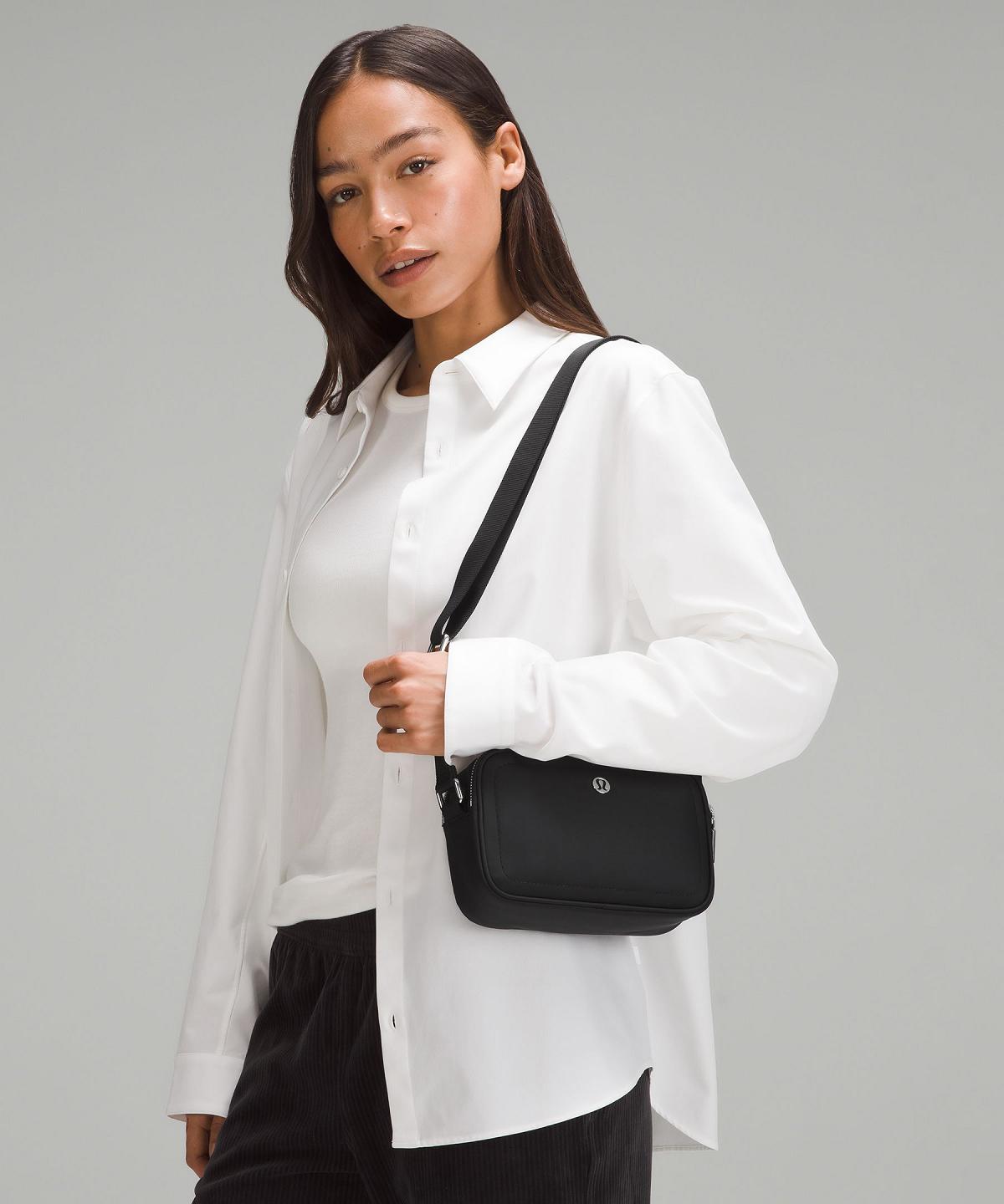 Black Lululemon Crossbody Camera Bag 2L Bag Crossbody Bags | NZ_LuLu52780