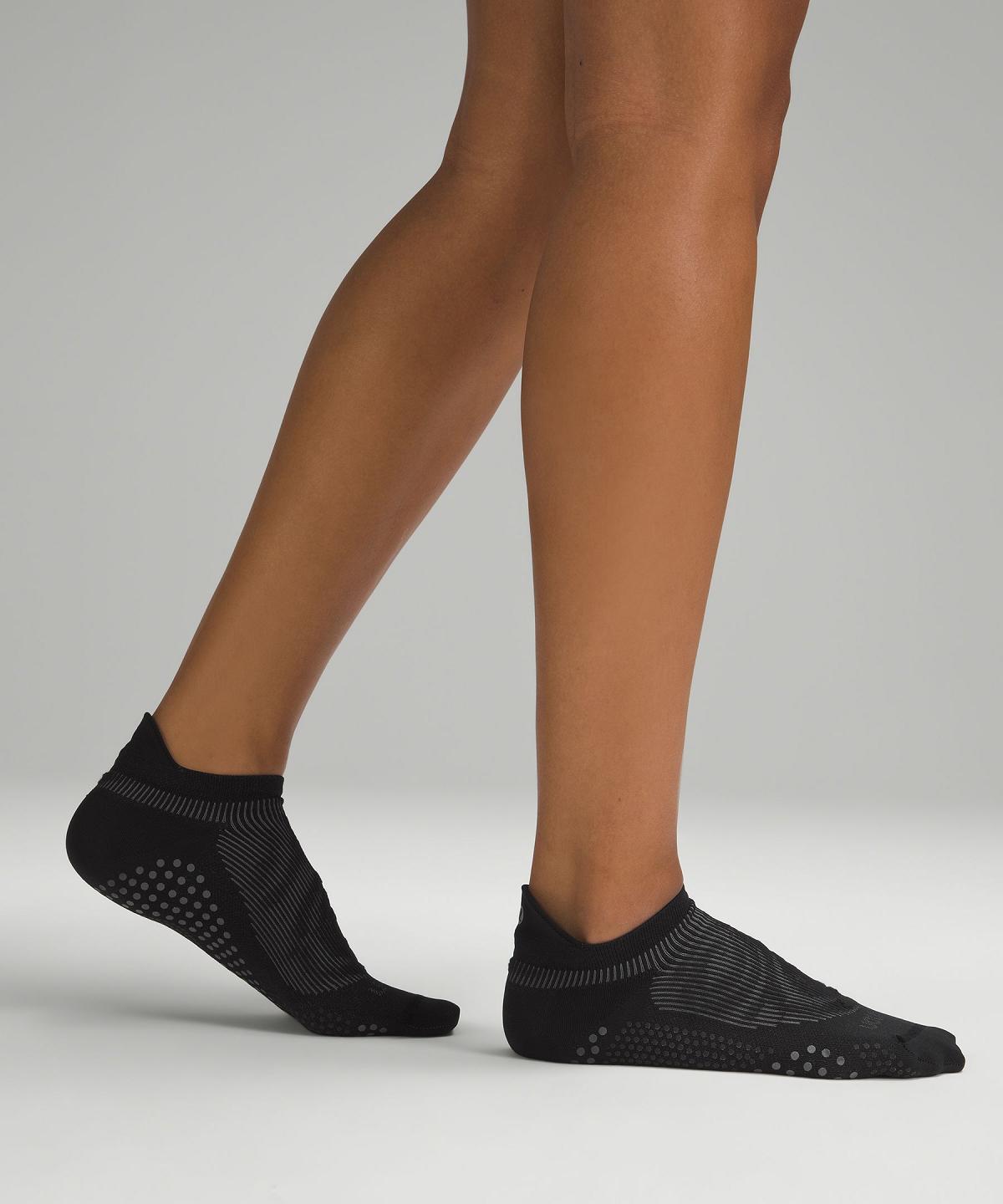 Black Lululemon Find Your Balance Studio Tab Women Socks | NZ_LuLu83269