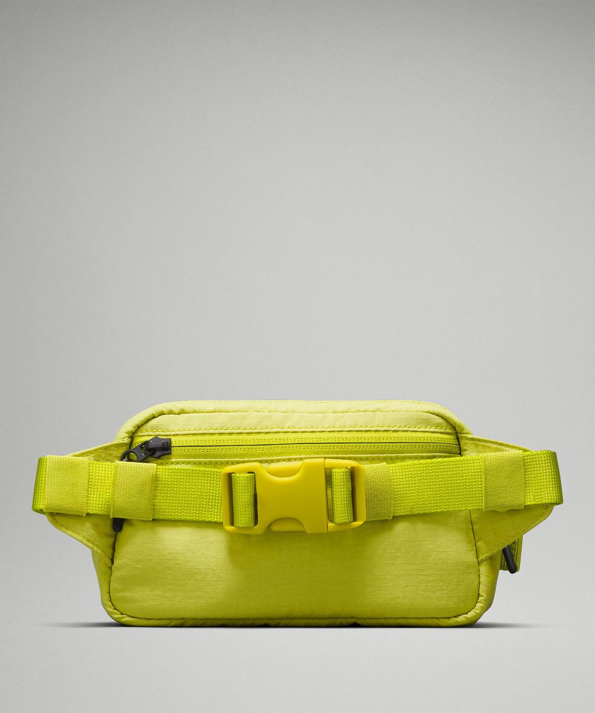 Light Green Lululemon Everywhere Mini Bag Belt Bags | NZ_LuLu91012