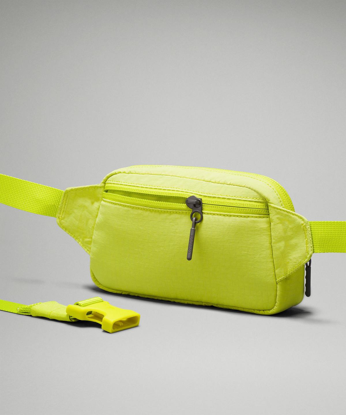 Light Green Lululemon Everywhere Mini Bag Belt Bags | NZ_LuLu91012