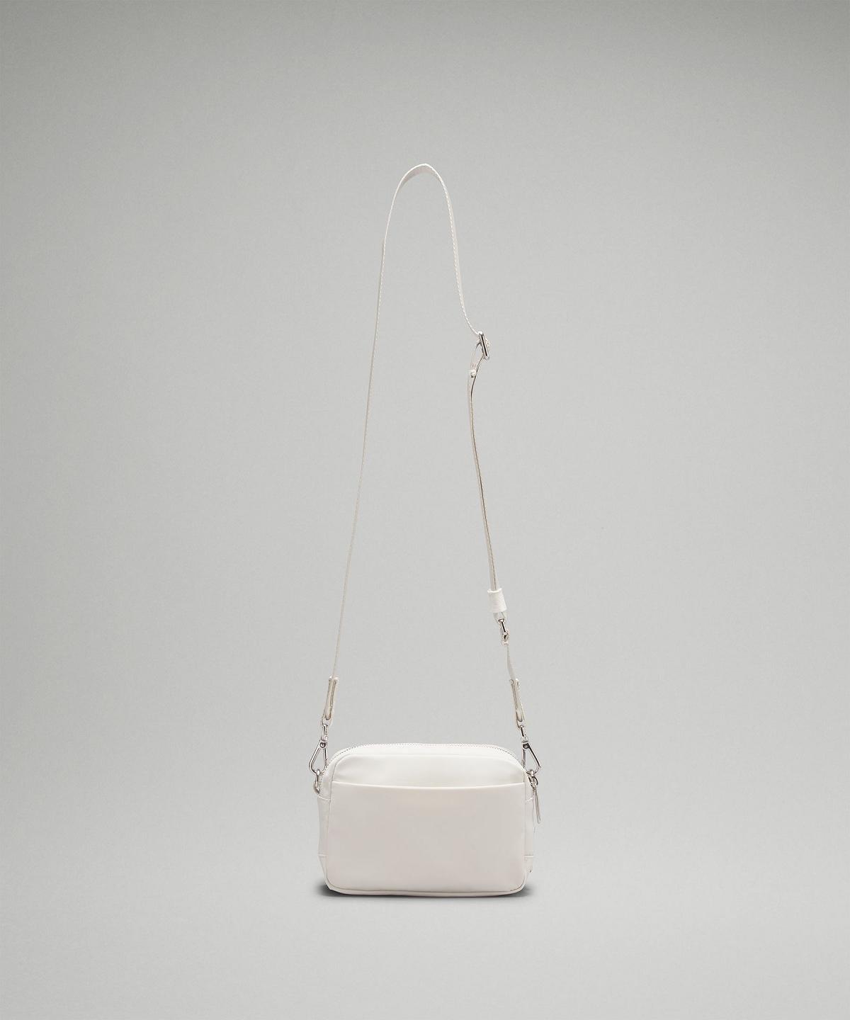 White Lululemon Everywhere 2L Bag Crossbody Bags | NZ_LuLu36449