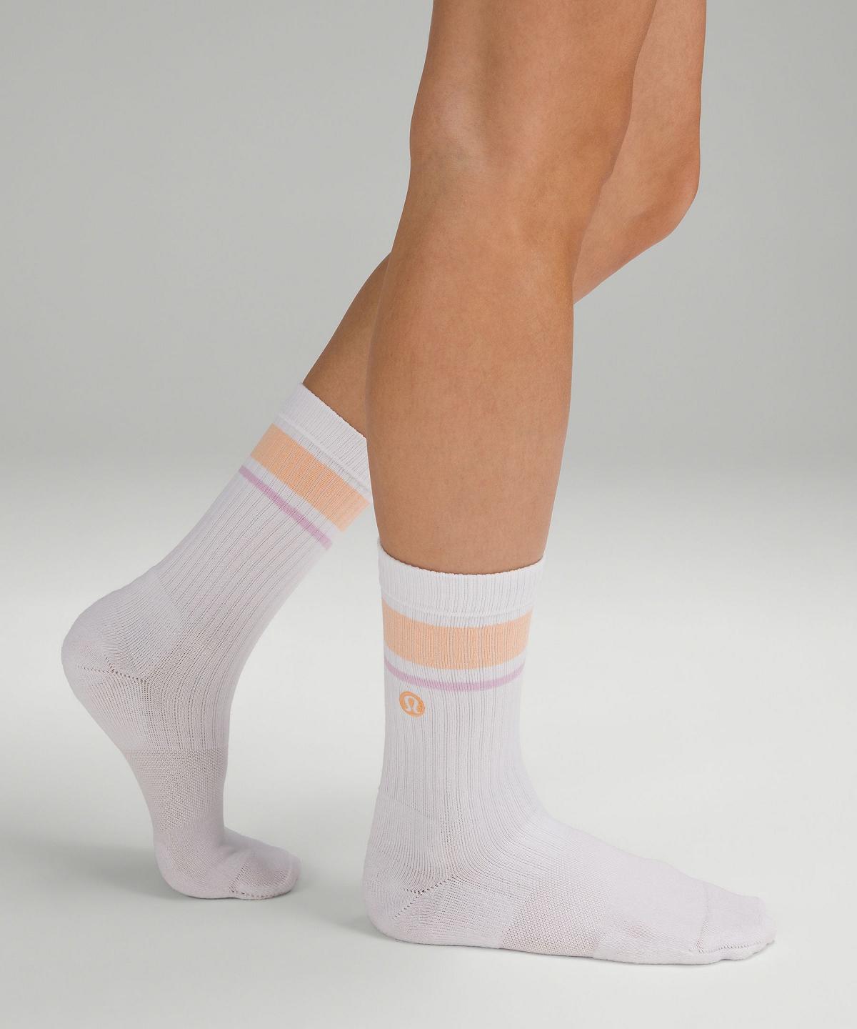 White / Coral Lululemon Daily Stride Ribbed Comfort Crew Women Socks | NZ_LuLu64207