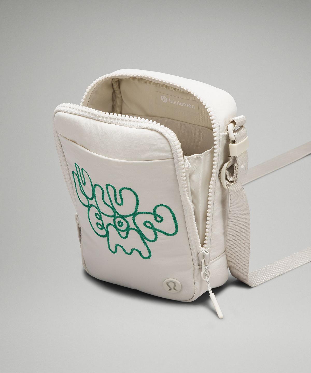 White / Green Lululemon Easy Access 1.5L Bag Crossbody Bags | NZ_LuLu34789