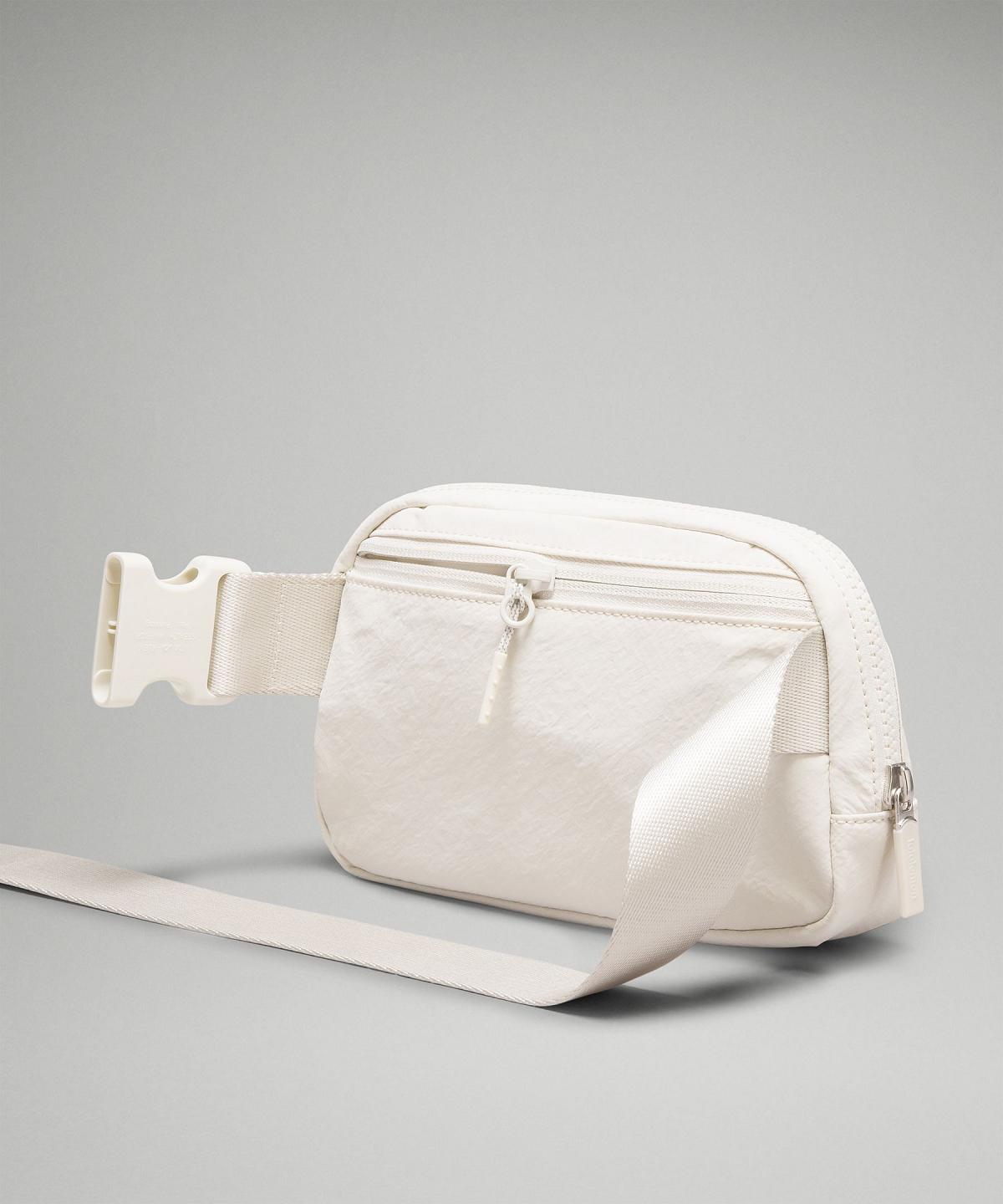 White / Green Lululemon Everywhere 1L Bag Crossbody Bags | NZ_LuLu15235